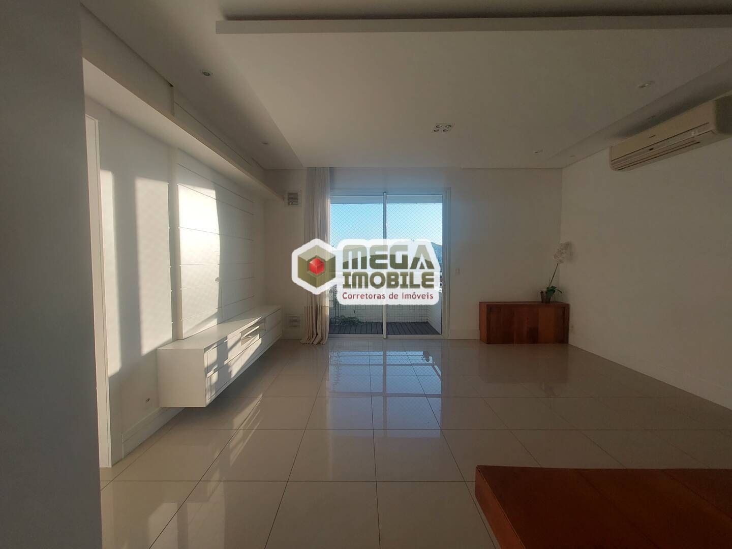 Apartamento à venda com 2 quartos, 70m² - Foto 49