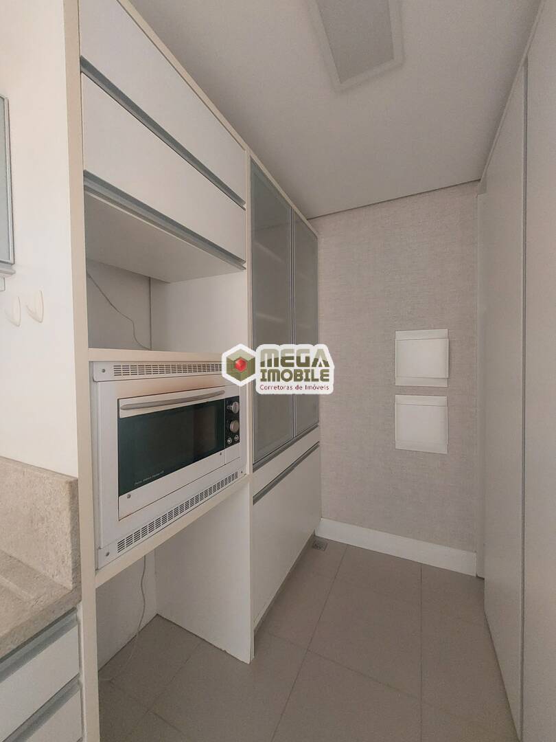 Apartamento à venda com 2 quartos, 70m² - Foto 51