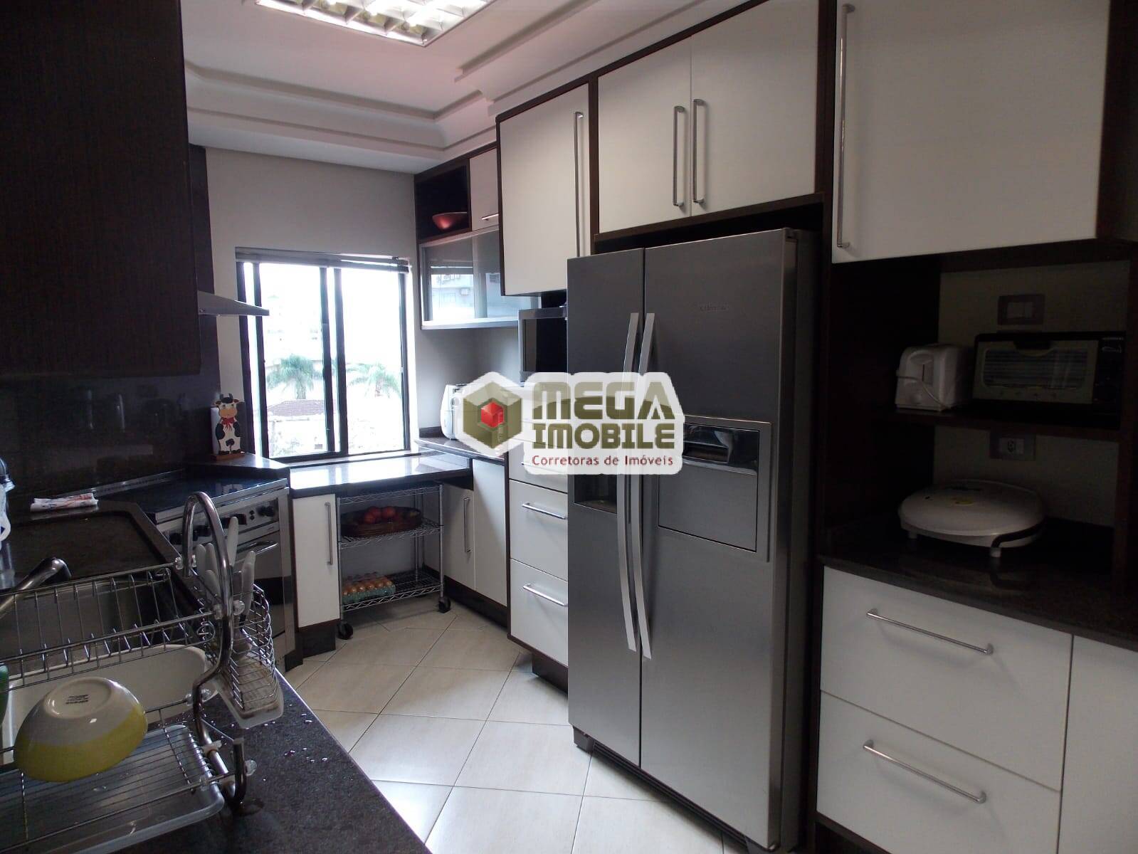 Apartamento à venda com 4 quartos, 271m² - Foto 12