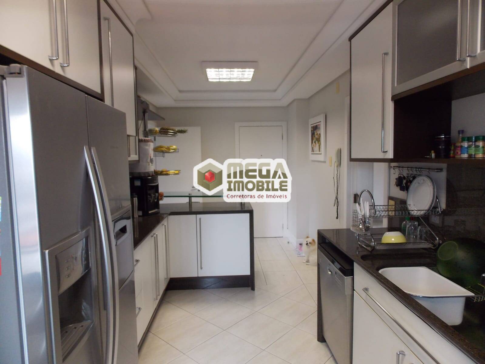 Apartamento à venda com 4 quartos, 271m² - Foto 15