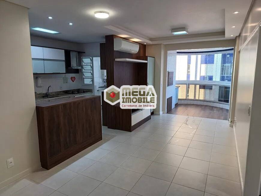 Apartamento à venda com 2 quartos, 70m² - Foto 6