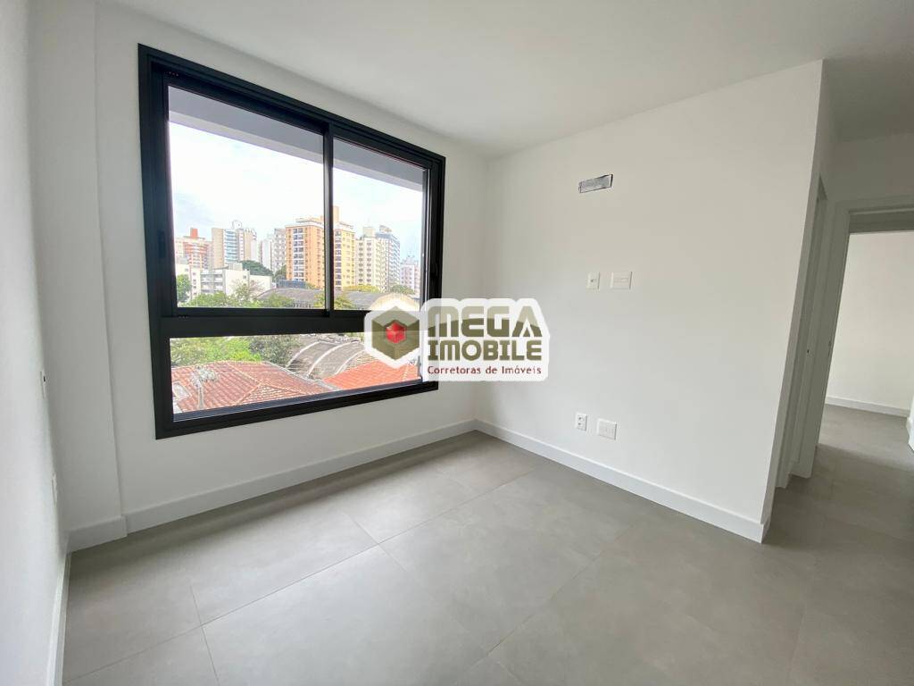 Apartamento à venda com 2 quartos, 65m² - Foto 16