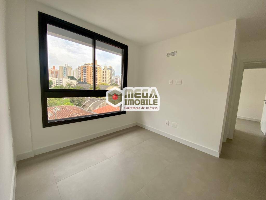 Apartamento à venda com 2 quartos, 65m² - Foto 13