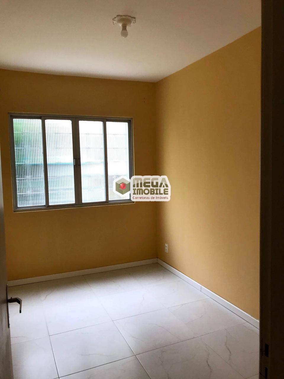 Apartamento à venda com 2 quartos, 60m² - Foto 5