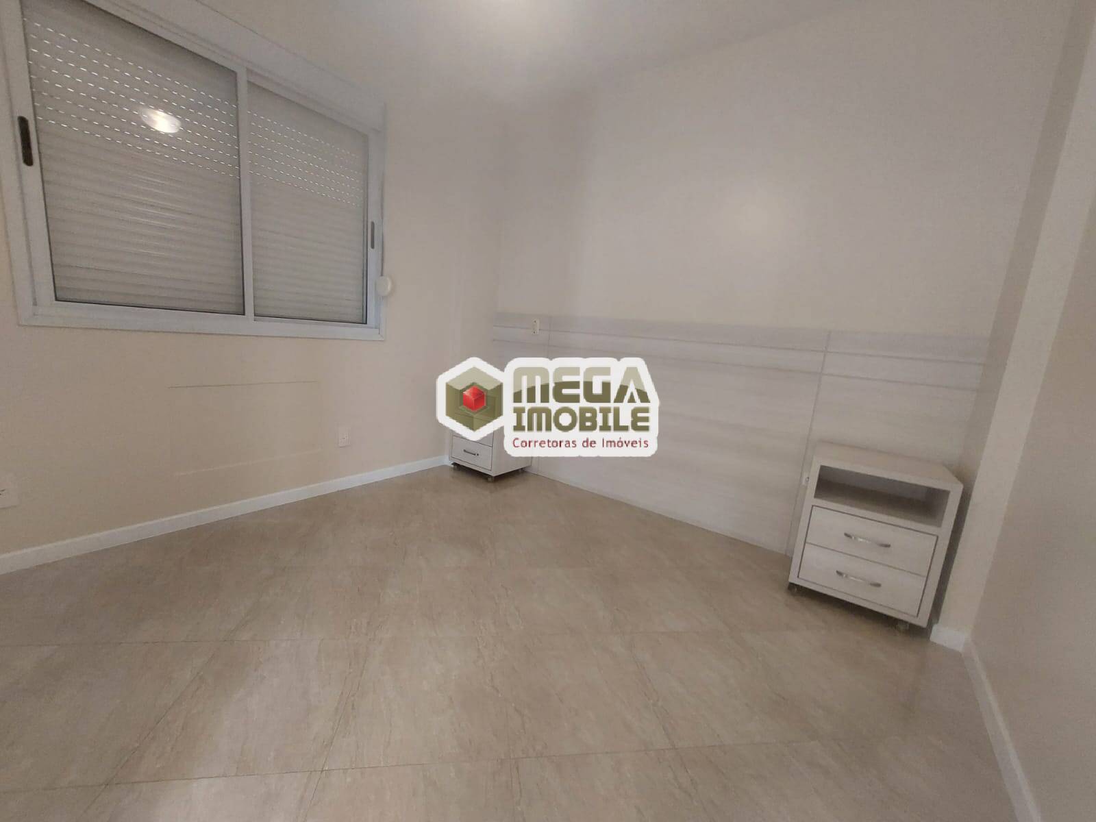 Apartamento à venda com 2 quartos, 70m² - Foto 50