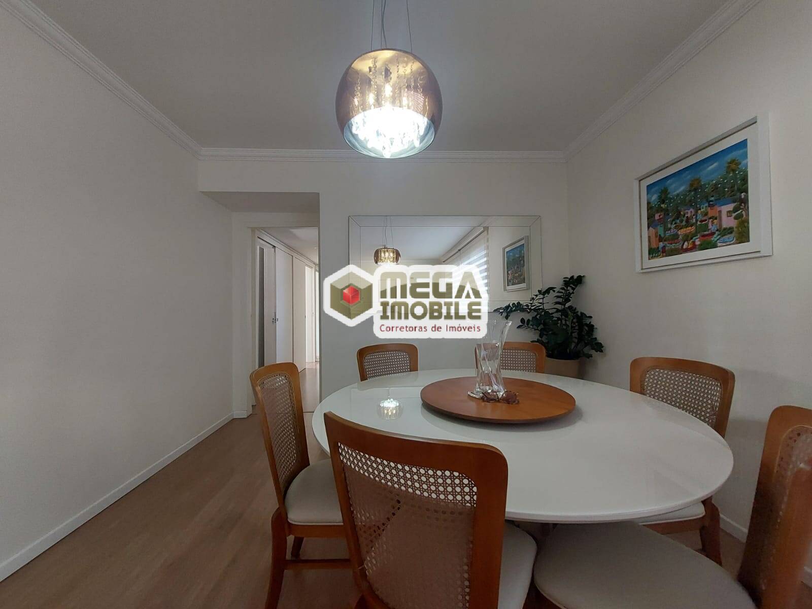 Apartamento à venda com 3 quartos, 116m² - Foto 2