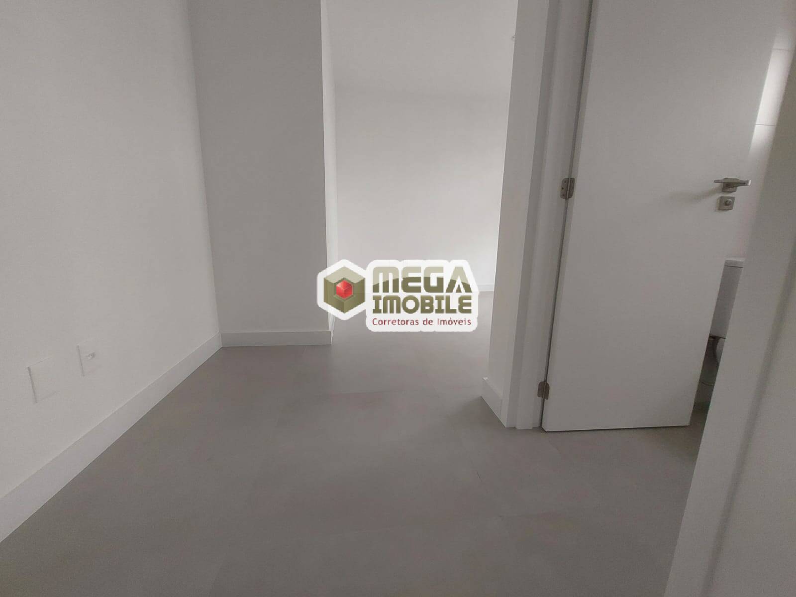 Apartamento à venda com 2 quartos, 65m² - Foto 42