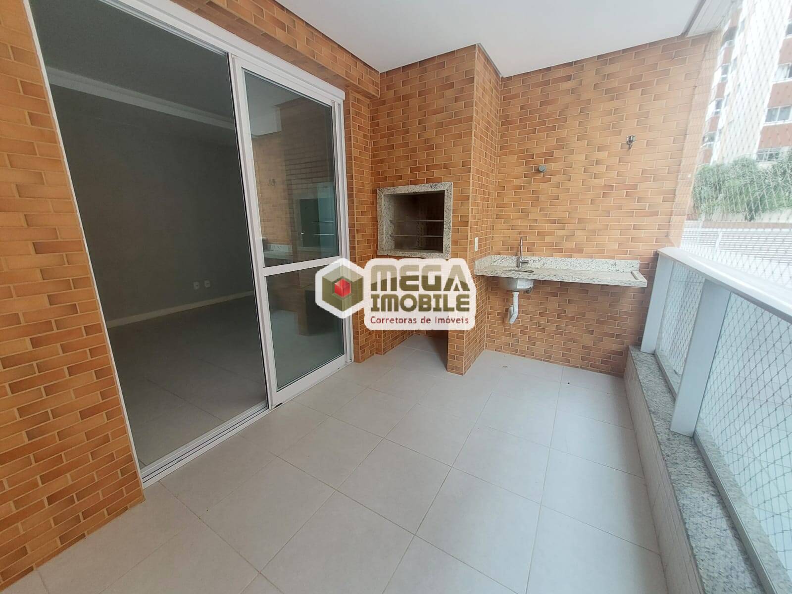 Apartamento à venda com 3 quartos, 82m² - Foto 2