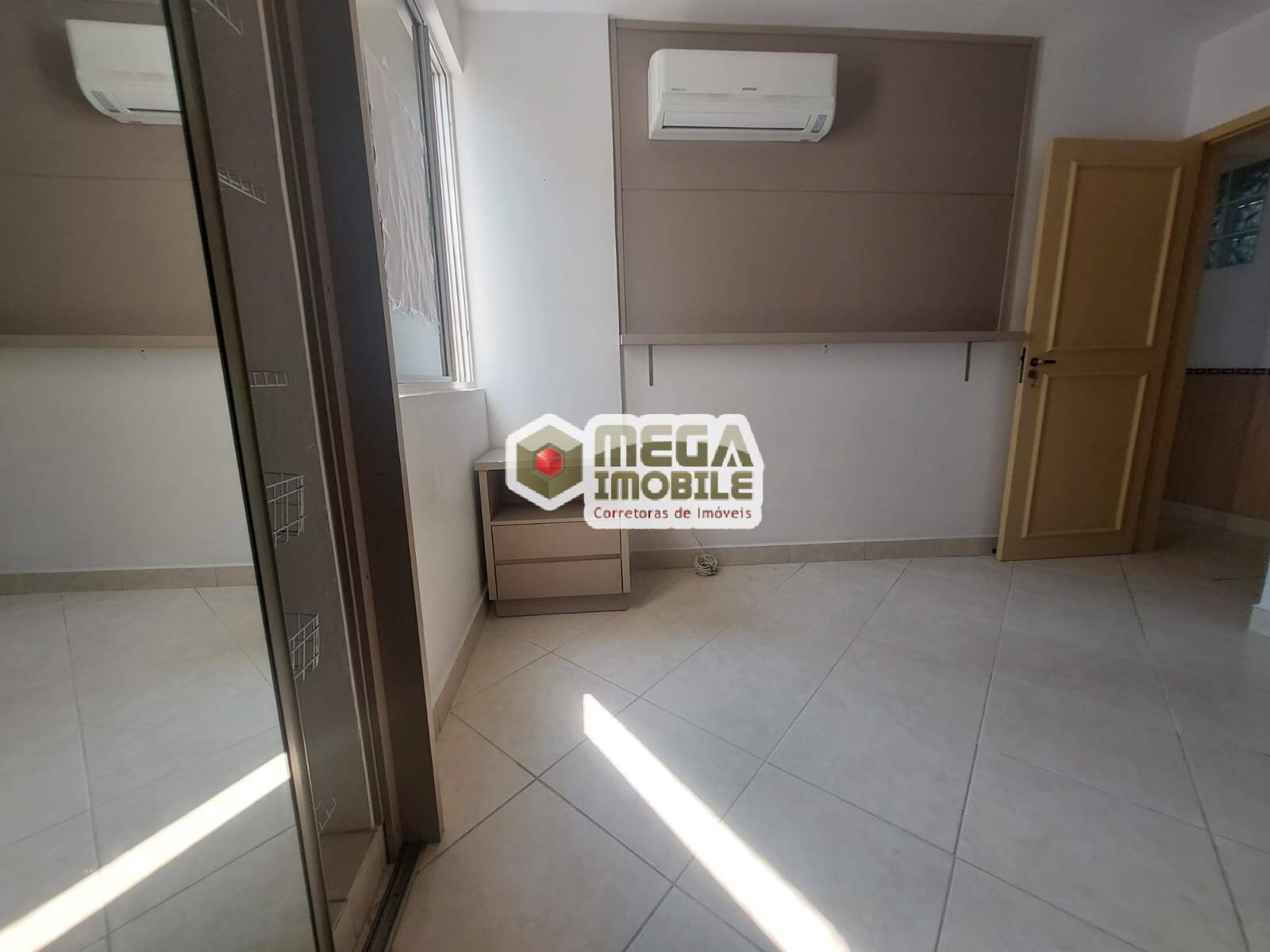 Apartamento à venda com 2 quartos, 63m² - Foto 18