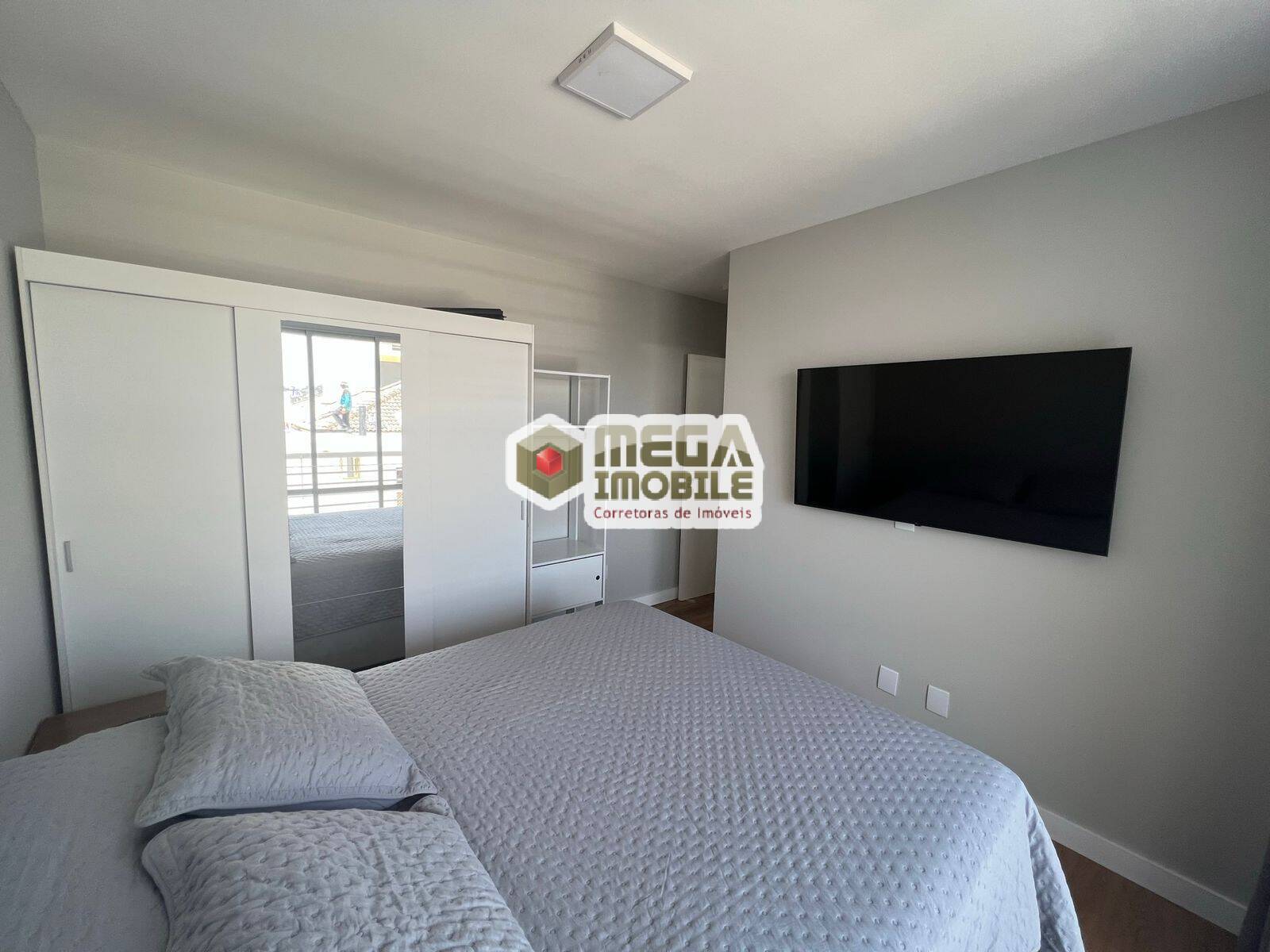 Apartamento à venda com 2 quartos, 70m² - Foto 10