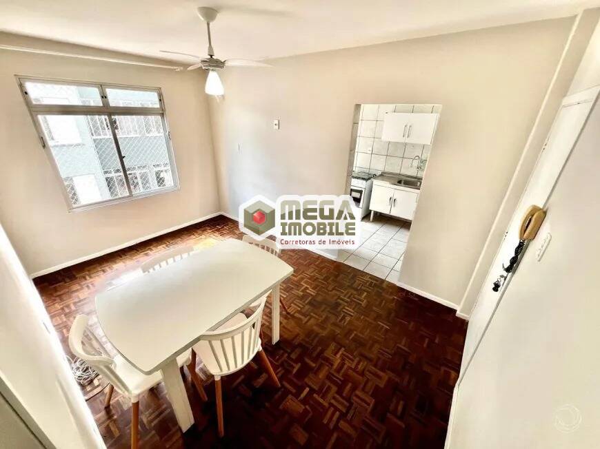 Apartamento à venda com 2 quartos, 58m² - Foto 12