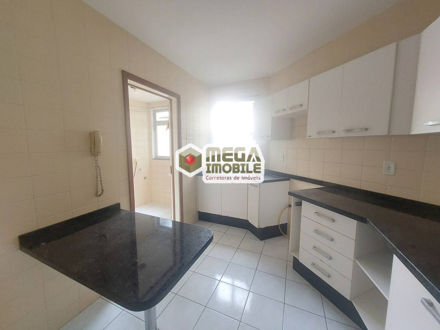 Apartamento à venda com 3 quartos, 86m² - Foto 4