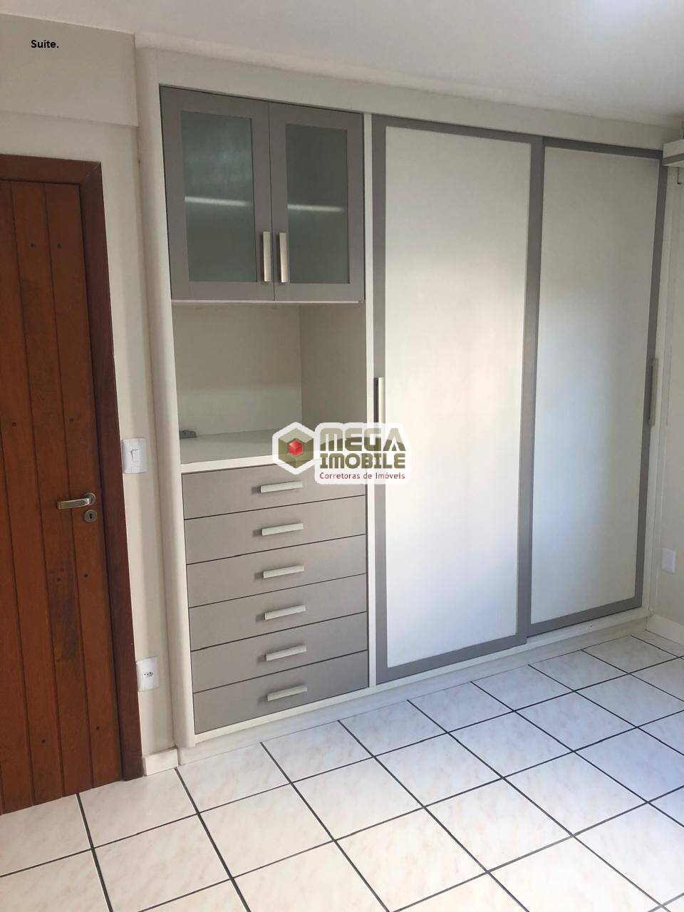 Apartamento à venda com 3 quartos, 75m² - Foto 17