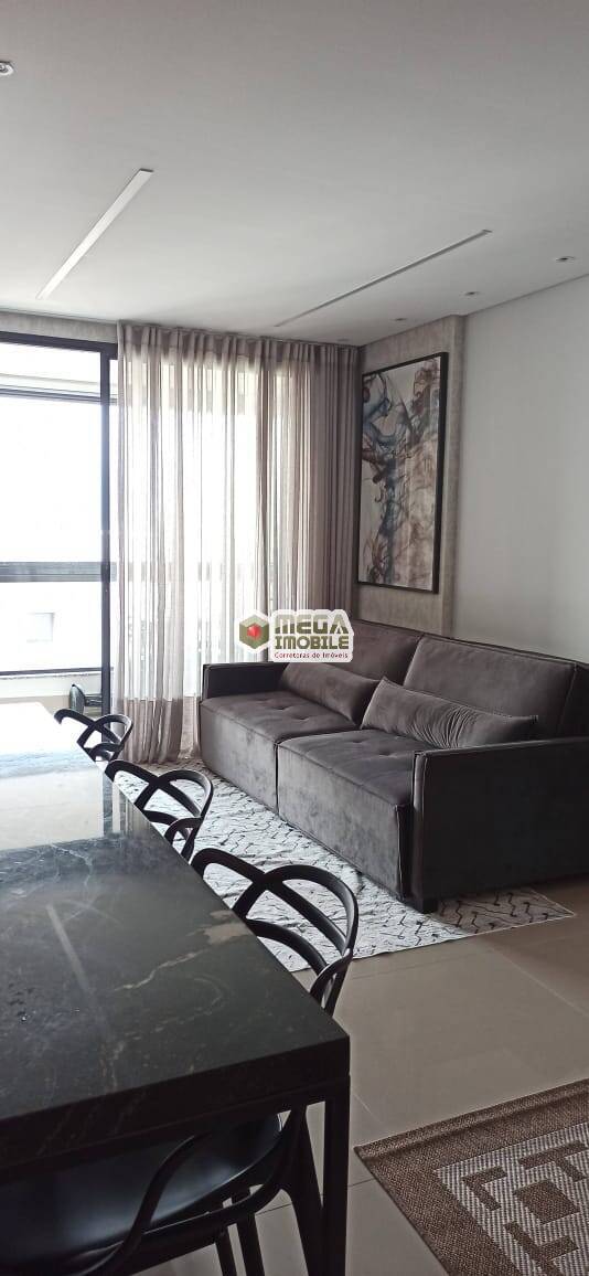 Apartamento à venda com 3 quartos, 102m² - Foto 4