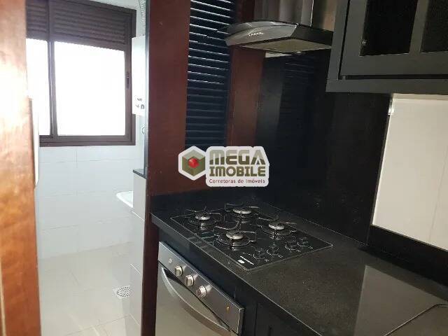 Apartamento à venda com 2 quartos, 66m² - Foto 8