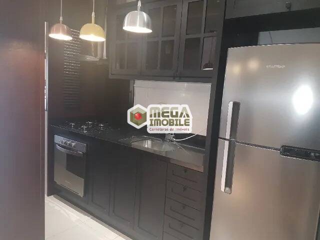 Apartamento à venda com 2 quartos, 66m² - Foto 7