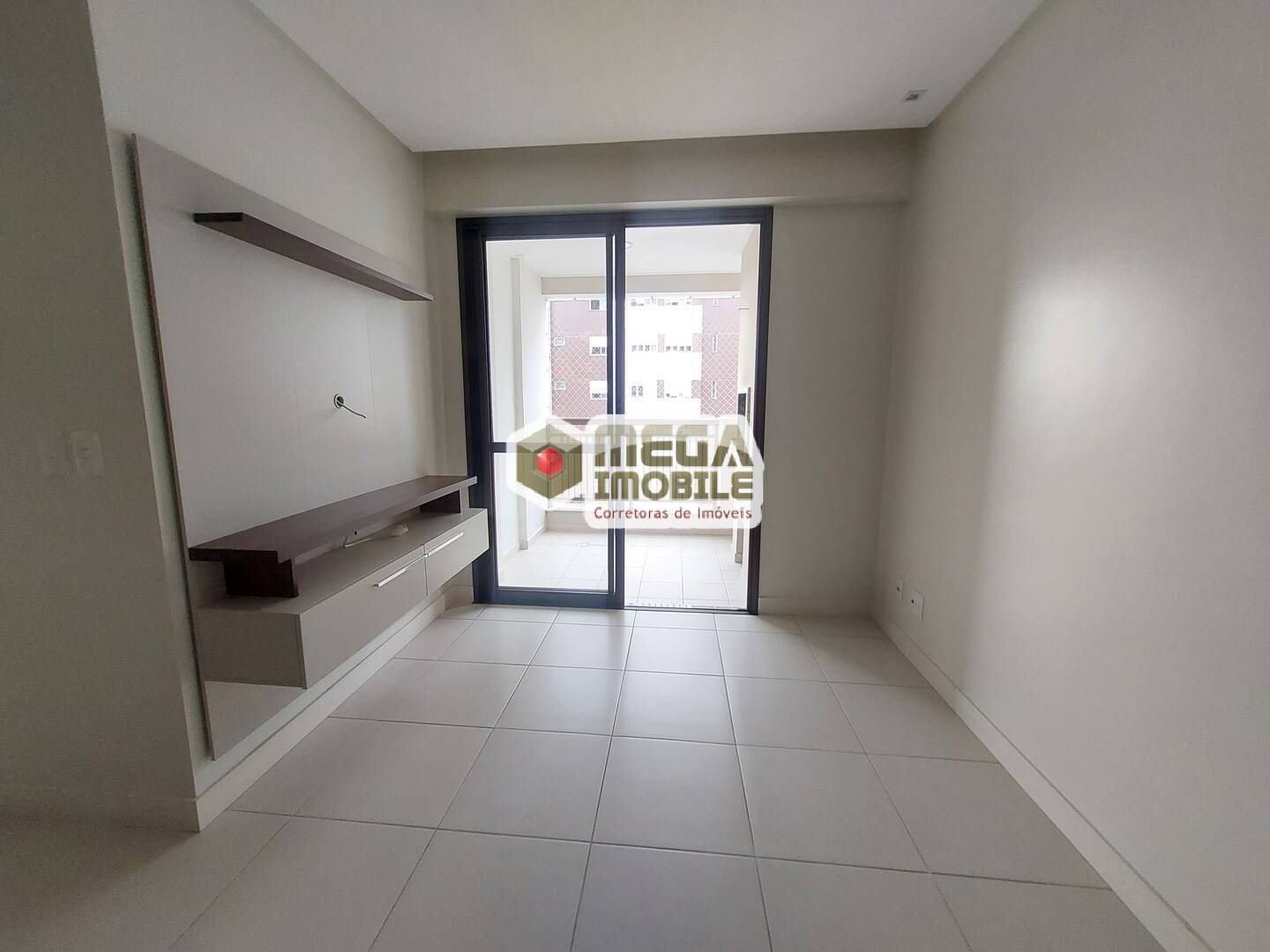 Apartamento à venda com 2 quartos, 66m² - Foto 35