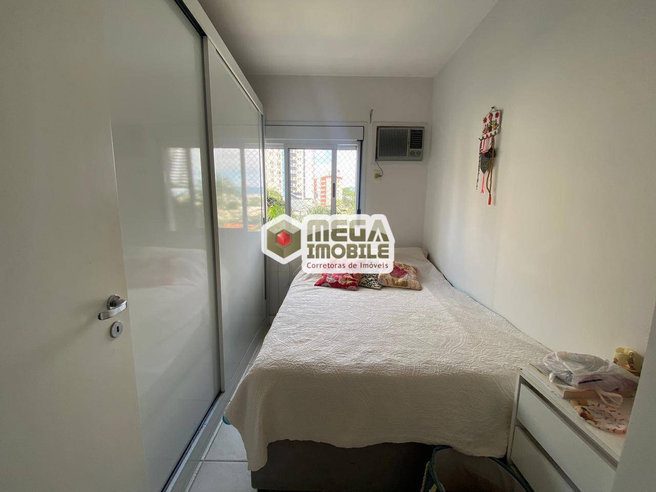 Apartamento à venda com 3 quartos, 76m² - Foto 16