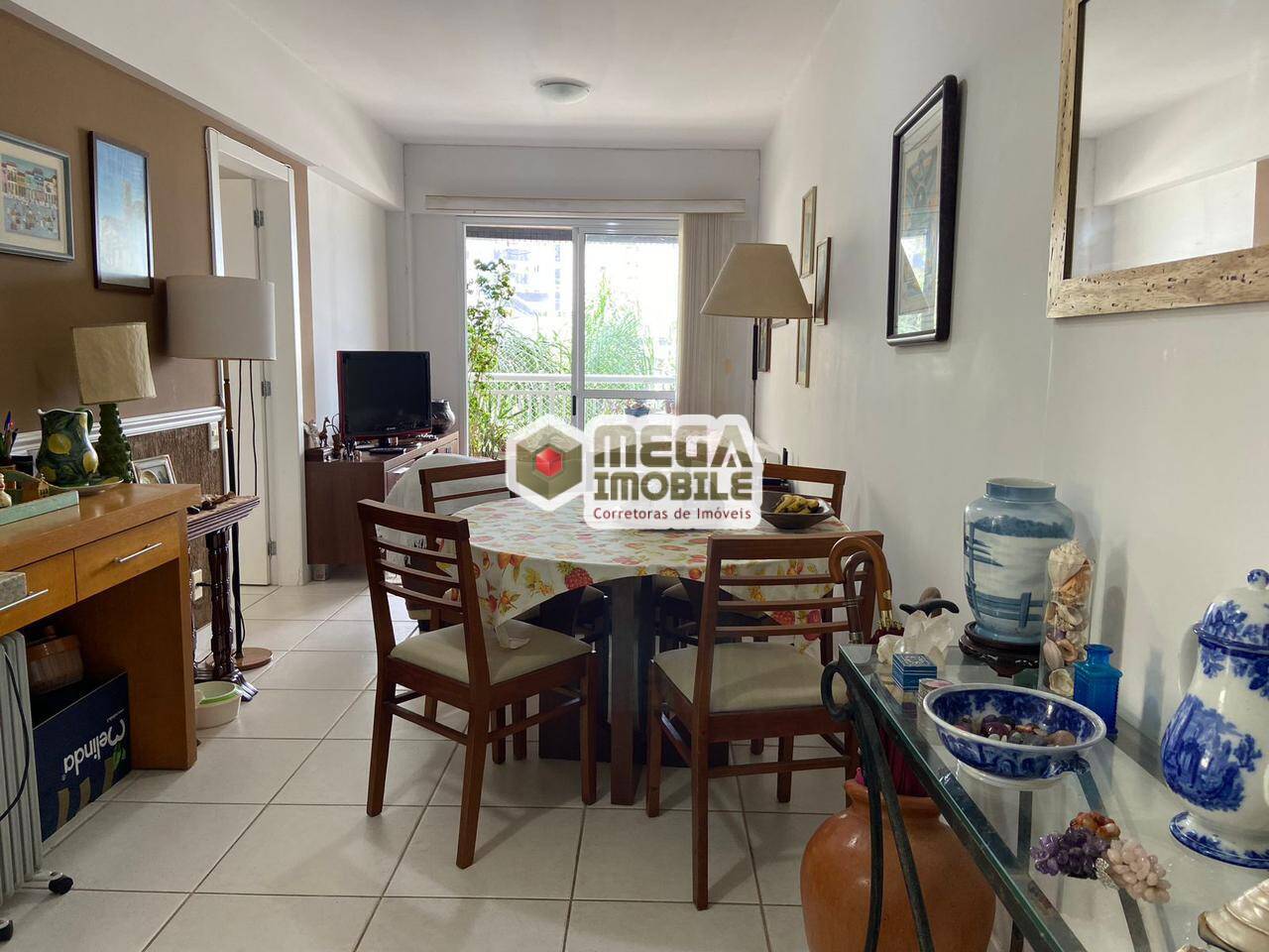 Apartamento à venda com 3 quartos, 76m² - Foto 3