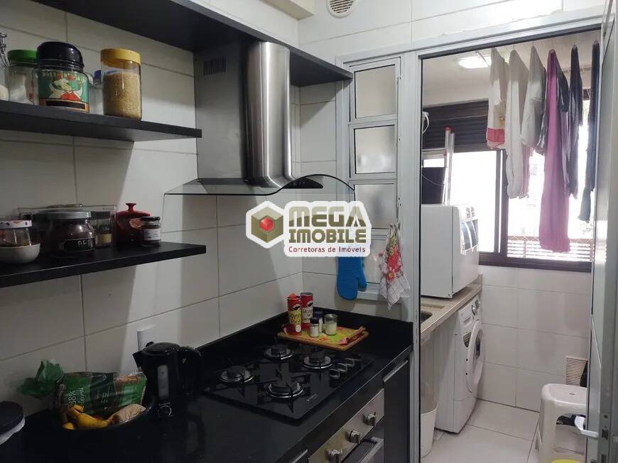 Apartamento à venda com 2 quartos, 69m² - Foto 10