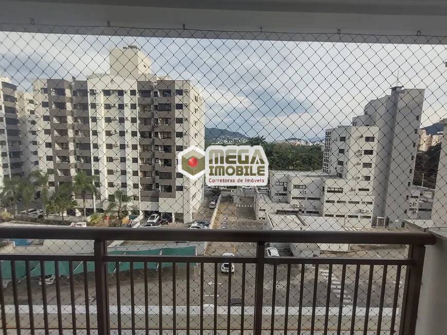 Apartamento à venda com 2 quartos, 69m² - Foto 5