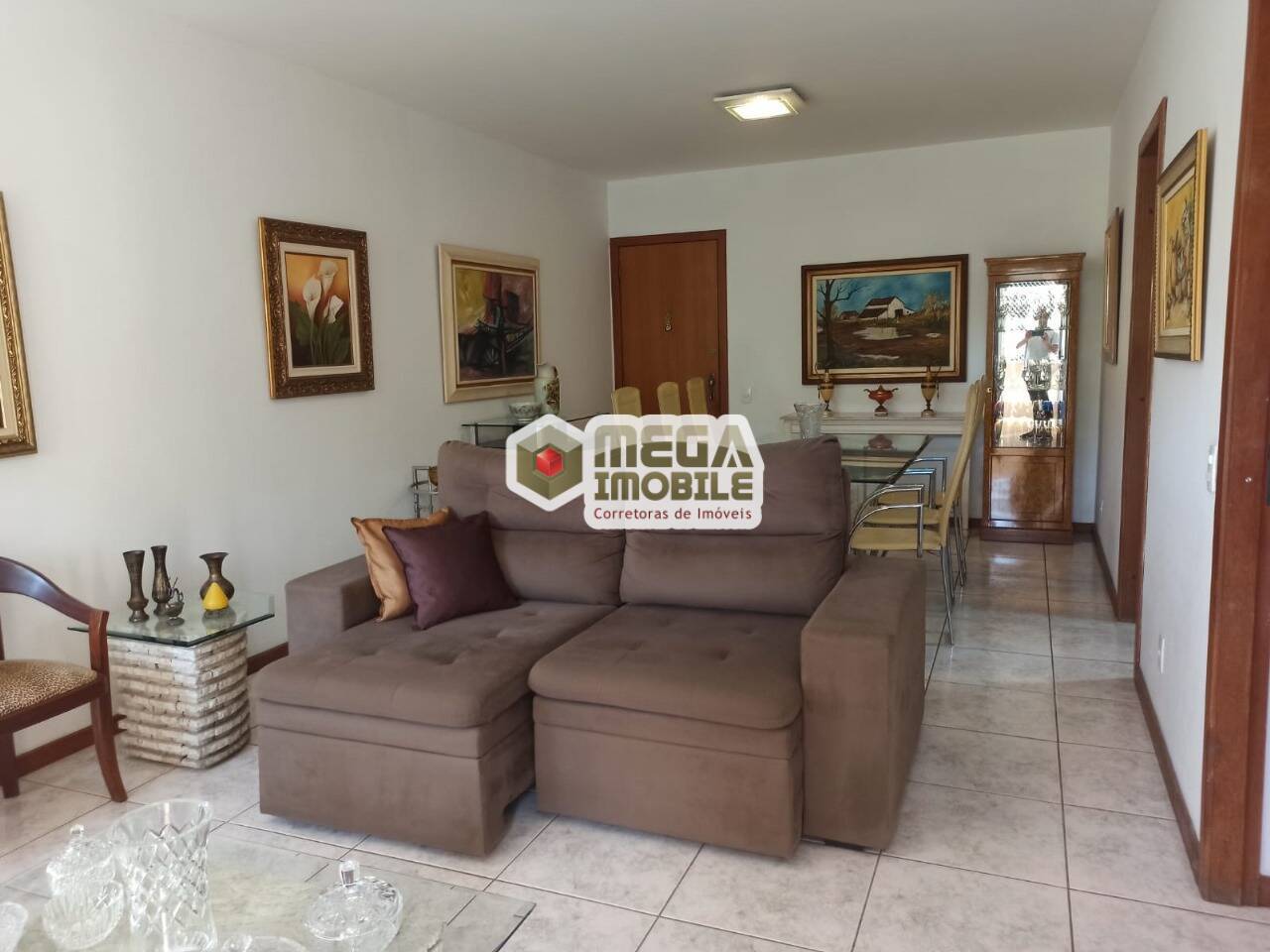 Apartamento à venda com 3 quartos, 92m² - Foto 2