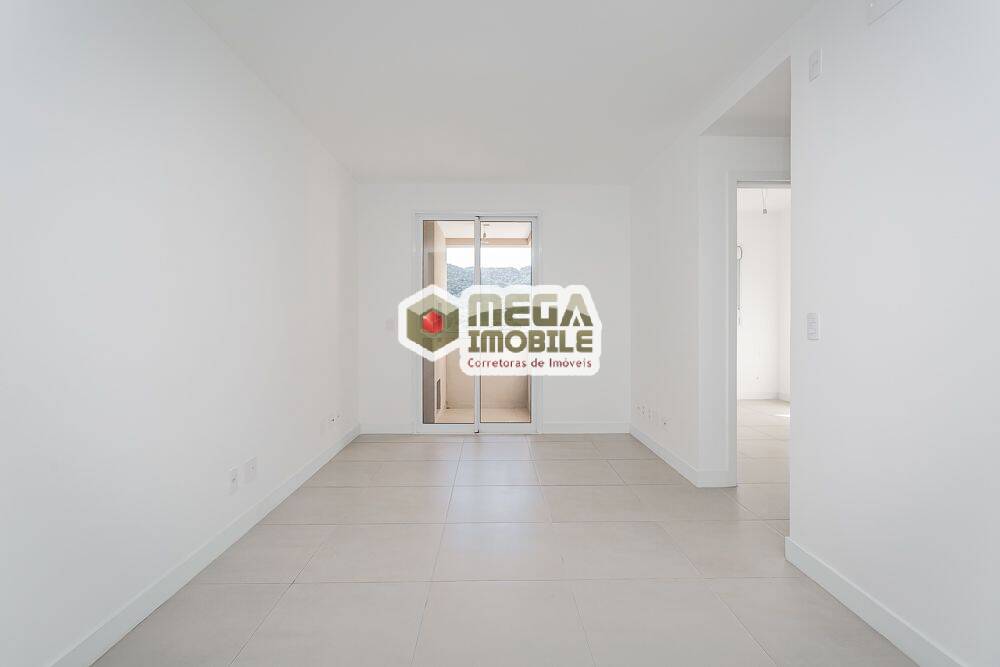 Apartamento à venda com 2 quartos, 66m² - Foto 9