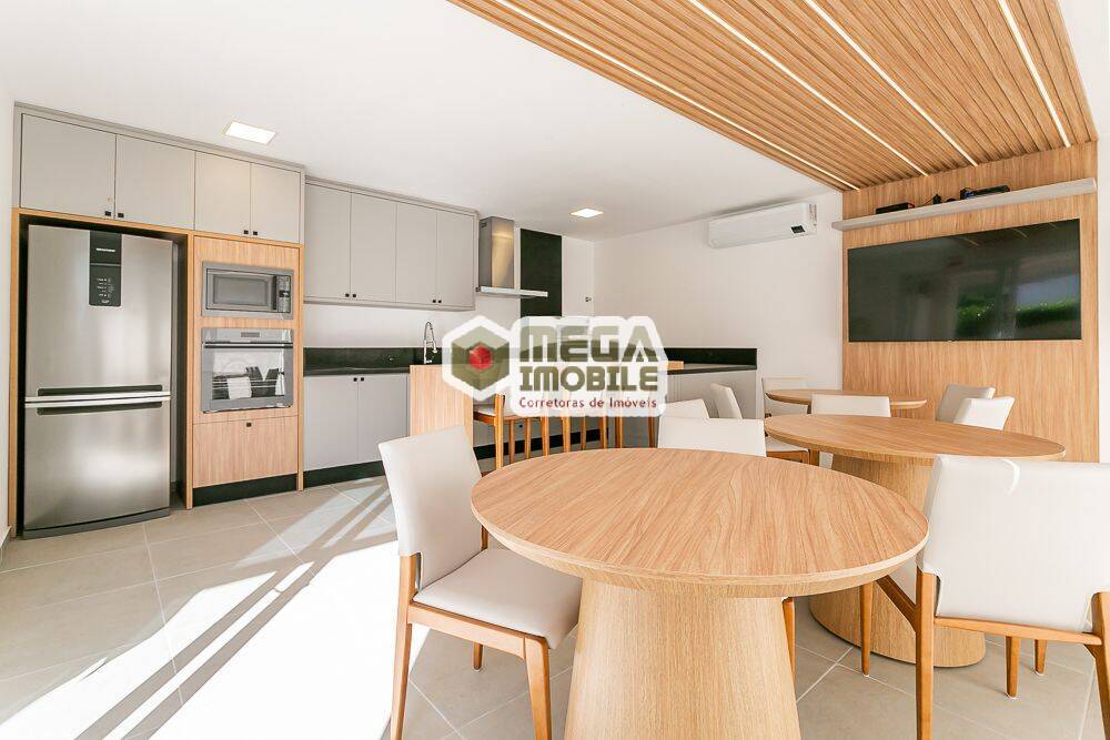 Apartamento à venda com 2 quartos, 66m² - Foto 11