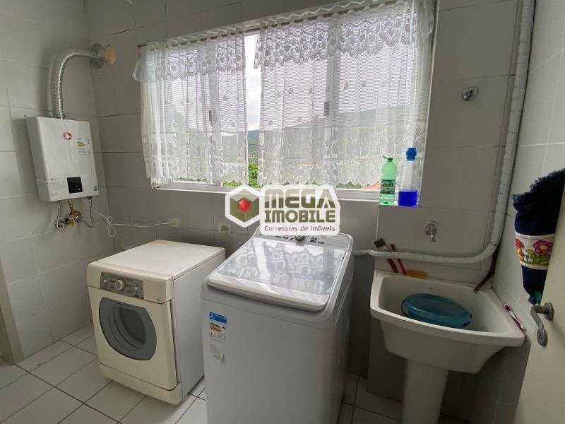 Apartamento à venda com 3 quartos, 200m² - Foto 28