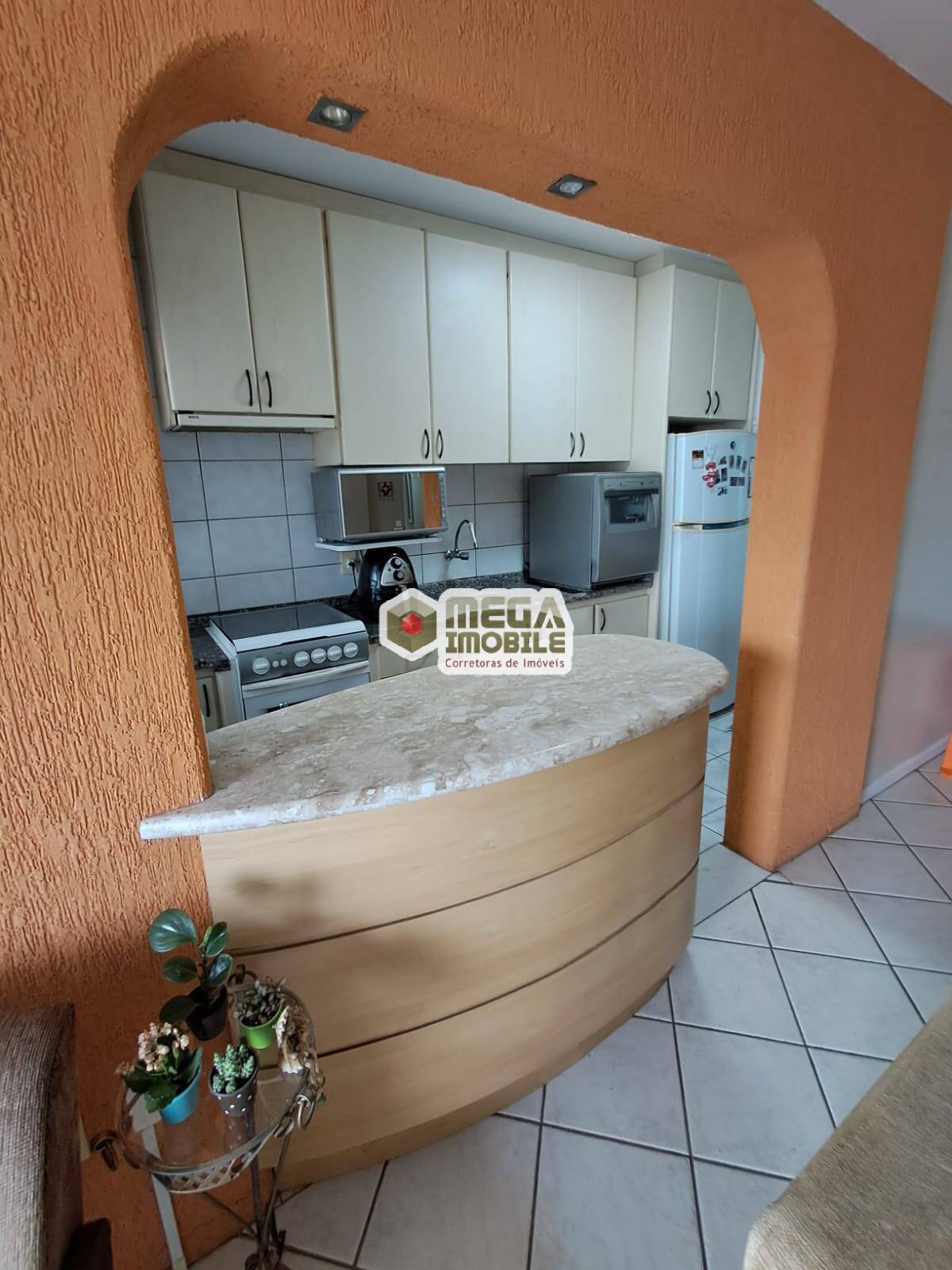 Apartamento à venda com 2 quartos, 65m² - Foto 3