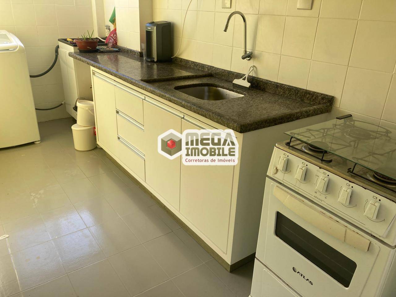 Apartamento à venda com 3 quartos, 61m² - Foto 1