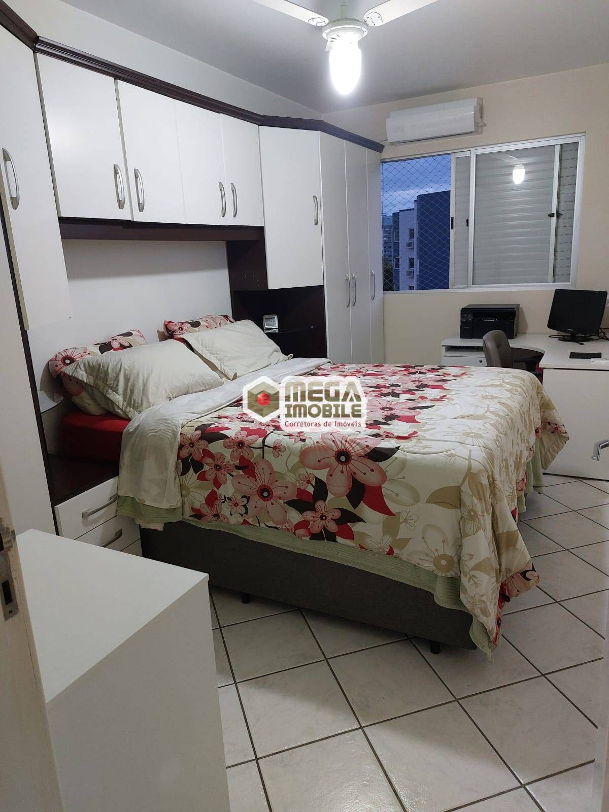 Apartamento à venda com 2 quartos, 65m² - Foto 9