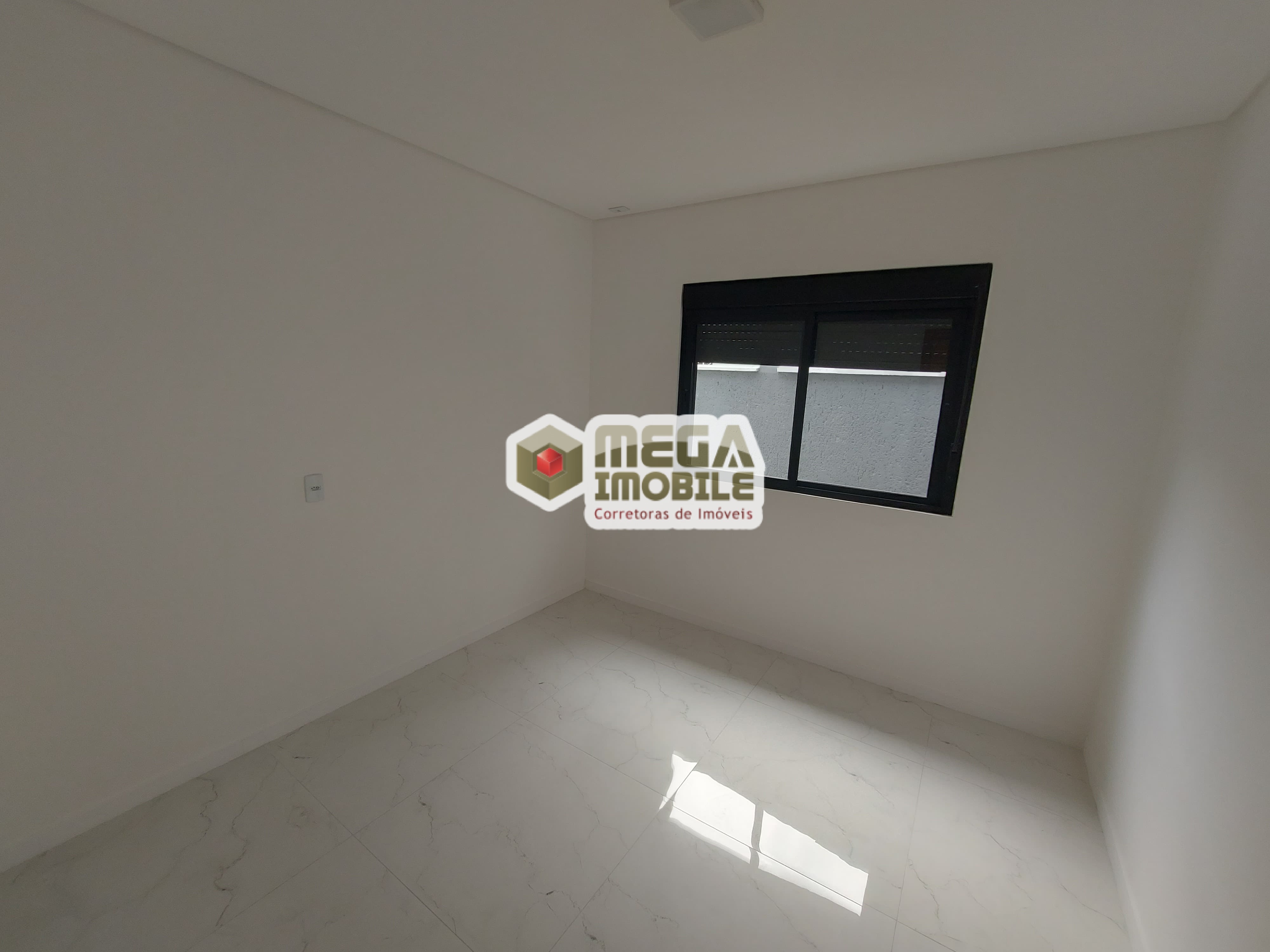 Casa à venda com 3 quartos, 90m² - Foto 9