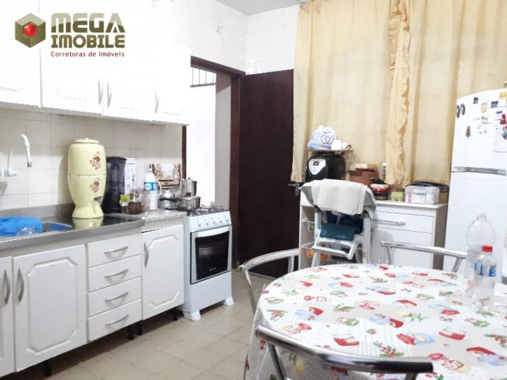 Sobrado à venda com 4 quartos, 300m² - Foto 7