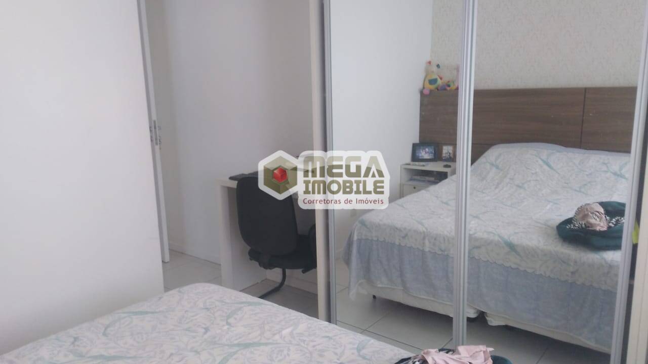 Apartamento à venda com 2 quartos, 72m² - Foto 10