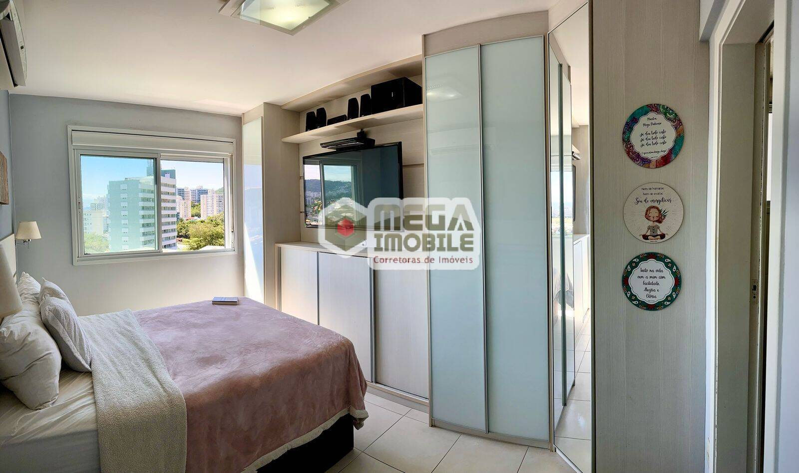 Apartamento à venda com 2 quartos, 77m² - Foto 12