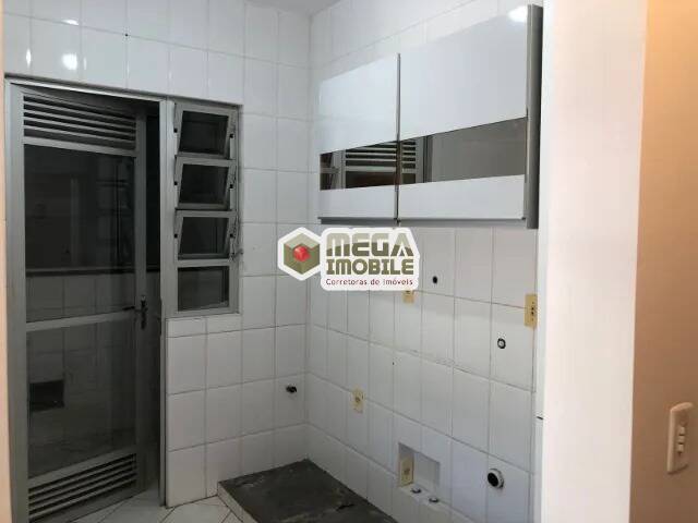 Apartamento à venda com 2 quartos, 60m² - Foto 4