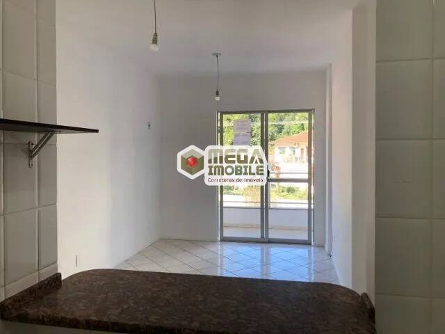 Apartamento à venda com 2 quartos, 60m² - Foto 1