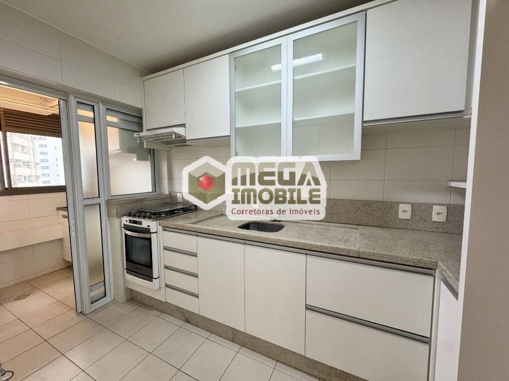 Apartamento à venda com 3 quartos, 93m² - Foto 3